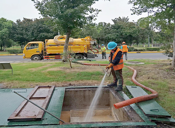 南吕镇化油池清理